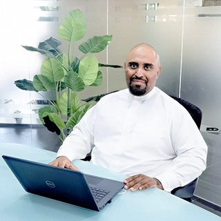 محمد المؤلف — أخصائي التسويق الرقمي