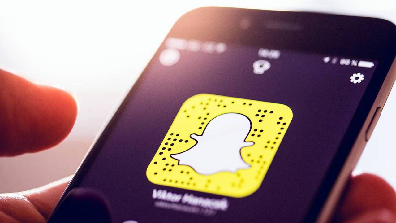 كيفية تحسين حملات التسويق عبر سناب شات لجذب الجمهور